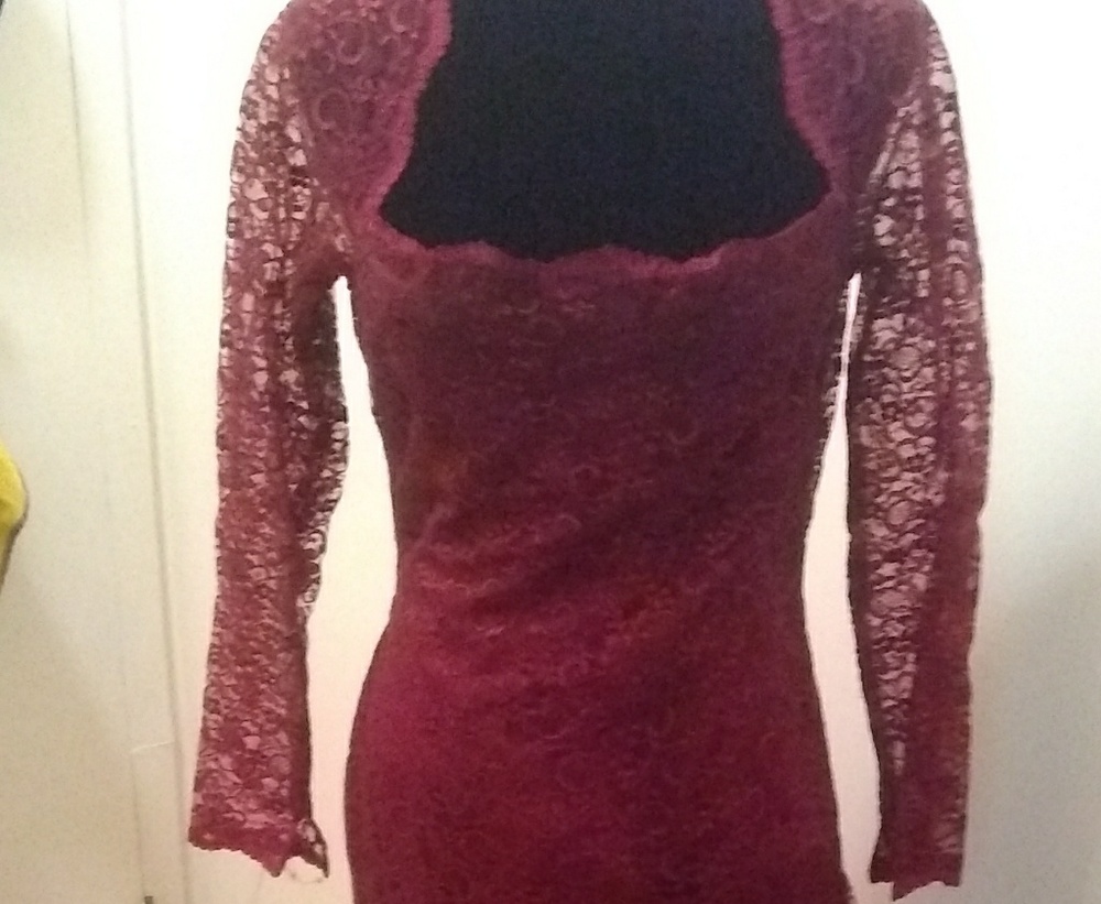 burgundy lace evening gown